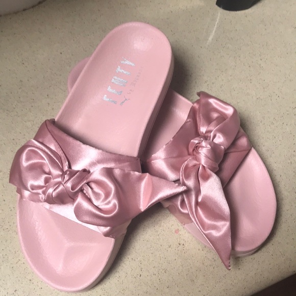 fenty beauty slides